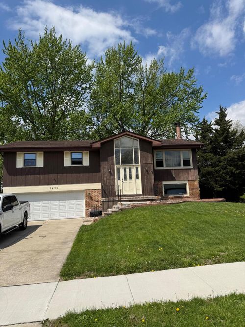 8430 Bell St, Crown Point, IN, 46307 | Card Image