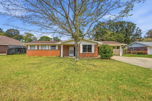 15 Maple Ave, Shalimar, FL, 32579-1111 | Card Image