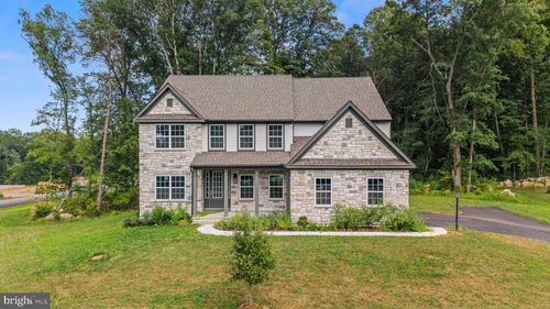 30 Acorn Dr, ELIZABETHTOWN, PA, 17022-2121 | Card Image