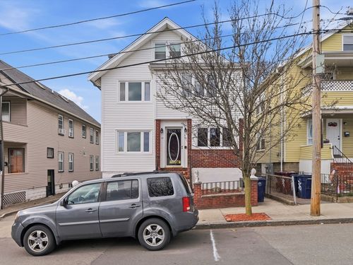 34-32-34 Harley Ave, Everett, MA, 02149-1303 | Card Image