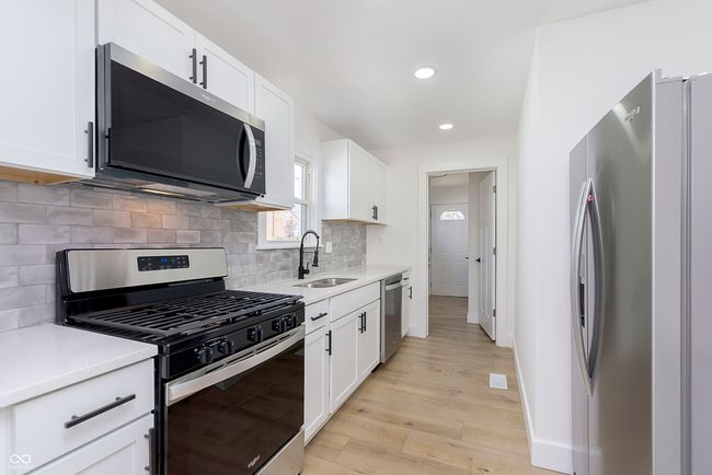 109 S 10 Th Ave, House other with 2 bedrooms, 1 bathrooms and null parking in Beech Grove IN | Image 8