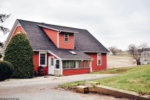 376 W Run Rd, Morgantown, WV, 26508-9055 | Card Image
