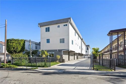 10936 S Osage Ave, Inglewood, CA, 90304-2407 | Card Image