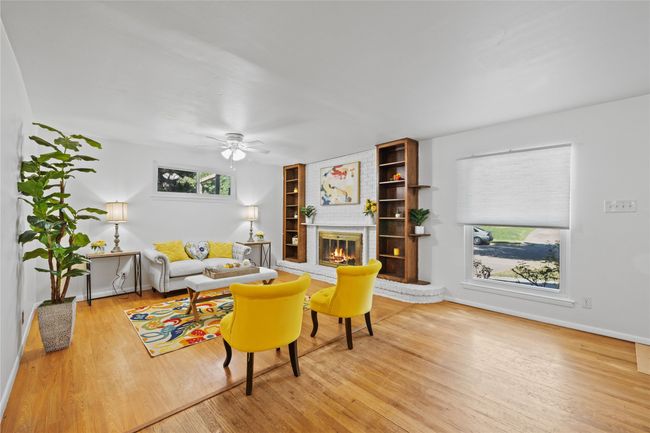 1203 Valley View Dr, House other with 3 bedrooms, 1 bathrooms and null parking in Arlington TX | Image 6