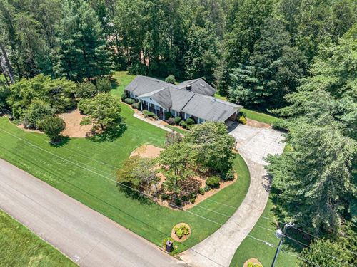 1725 Mountainside Dr, Cumming, GA, 30040-4433 | Card Image
