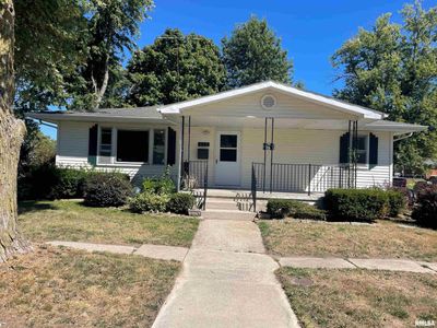 604 East Street, House other with 2 bedrooms, 1 bathrooms and null parking in Greenfield IL | Image 1