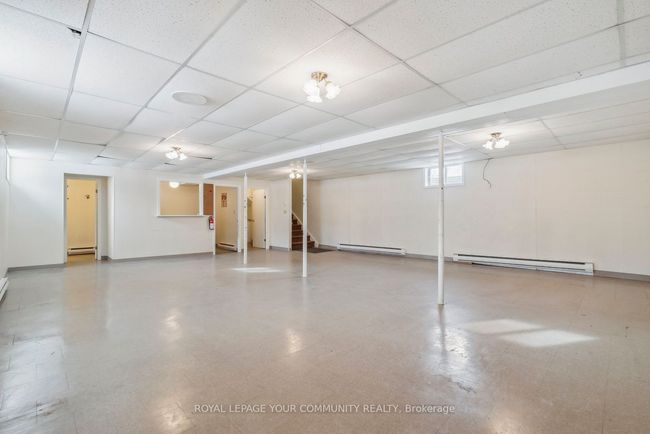 364 Regent St, Home with 0 bedrooms, 2 bathrooms and null parking in Orillia ON | Image 24