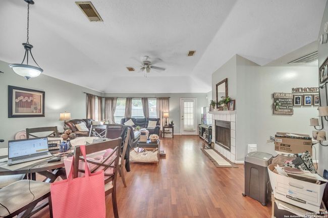 4402 Morris Dr, House other with 3 bedrooms, 2 bathrooms and null parking in Pearland TX | Image 9