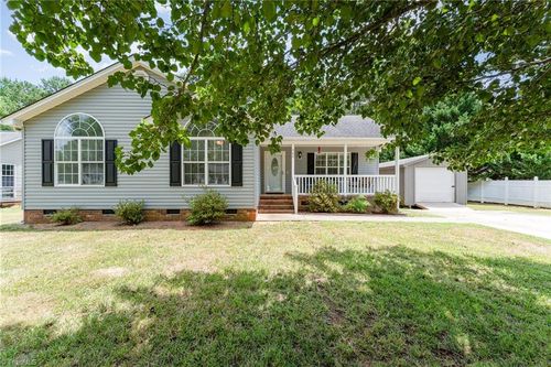 704 Logan Ln, Liberty, NC, 27298-8471 | Card Image