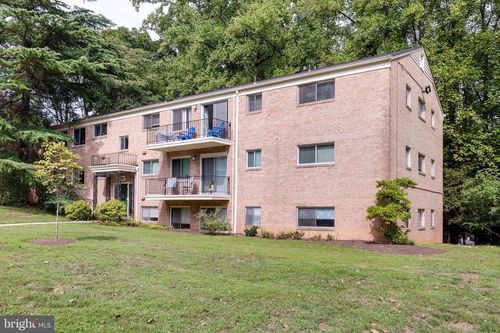 apt-203-10506 Weymouth St, BETHESDA, MD, 20814-4261 | Card Image