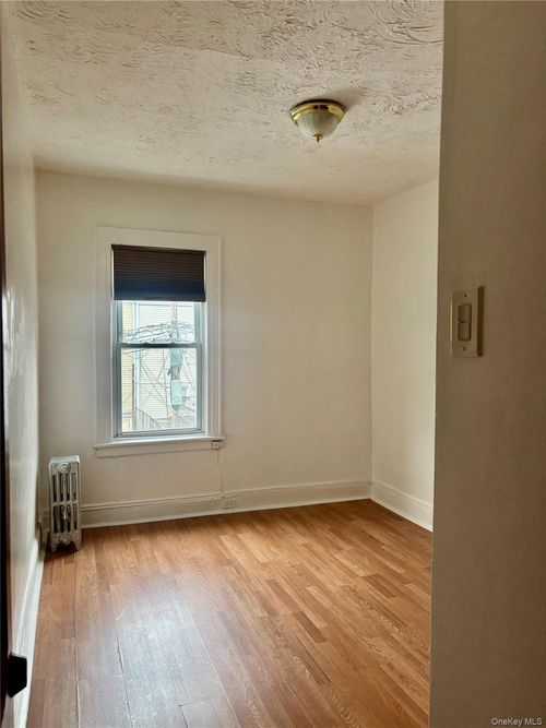 2-177 Highland Blvd, Brooklyn, NY, 11207-1906 | Card Image