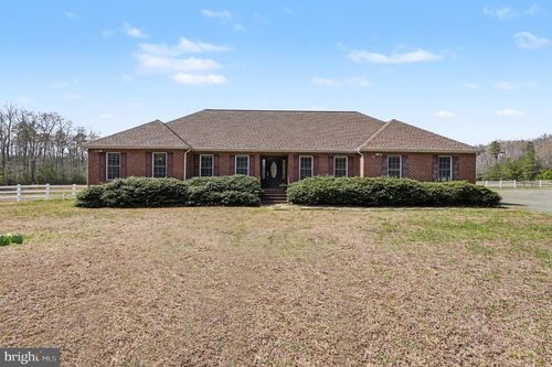 2383 Rappahannock Rd, COLONIAL BEACH, VA, 22443-5638 | Card Image