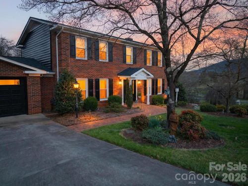 885 Beverly Circle Ne, Lenoir, NC, 28645 | Card Image