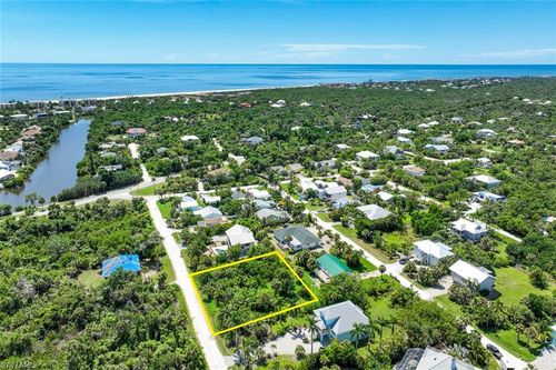 565 Birdsong Pl, SANIBEL, FL, 33957-4338 | Card Image