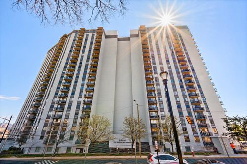 apt-2314-100 Manhattan Ave, Union City, NJ, 07087-5270 | Card Image