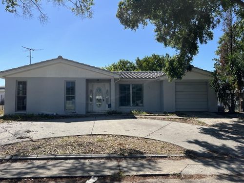 9011 Saint Clair Ln, PORT RICHEY, FL, 34668-4842 | Card Image