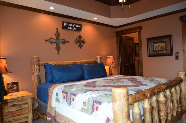 Master Bedroom | Image 13