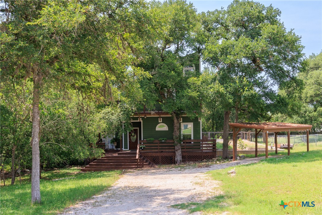 Lazy Ln, San Marcos, TX 78666