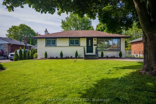 5920 Silverwood Cres, Niagara Falls, ON, L2J1V2 | Card Image