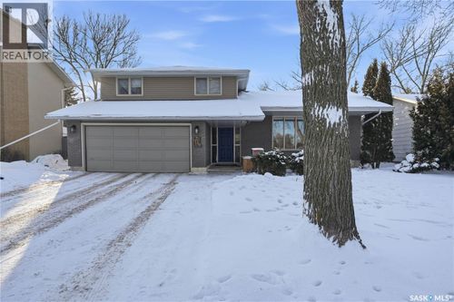 219 Sunset Dr, Regina, SK, S4S2S2 | Card Image