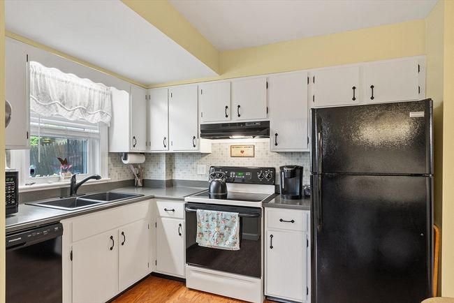 8 Manning Rd, House other with 3 bedrooms, 2 bathrooms and 1 parking in Lynn MA | Image 18