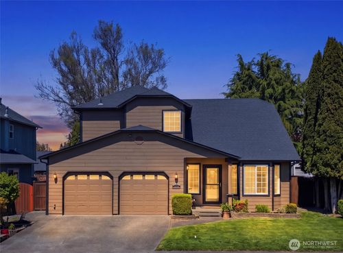 17581 Stanton St Se, Monroe, WA, 98272-2738 | Card Image
