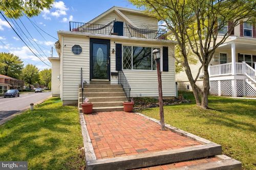 202 N Washington St, TELFORD, PA, 18969-1758 | Card Image