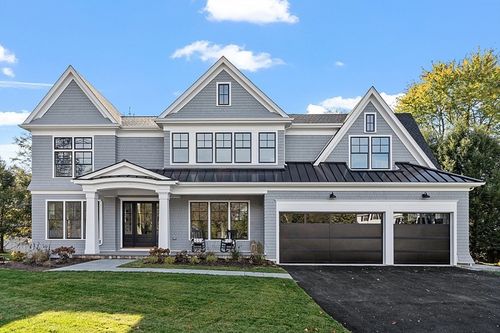 18 Sprague Rd, Wellesley, MA, 02481-2816 | Card Image