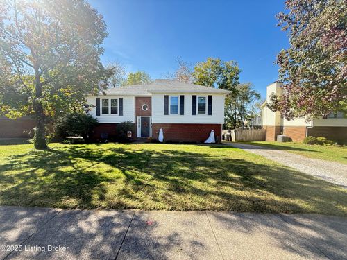 1144 Wood Ridge Rd, Lexington, KY, 40514-1015 | Card Image