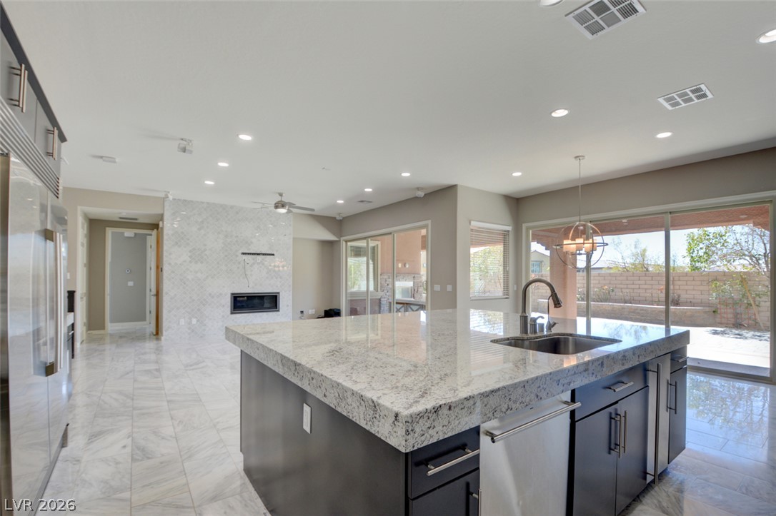 Residential Lease in Las Vegas 4