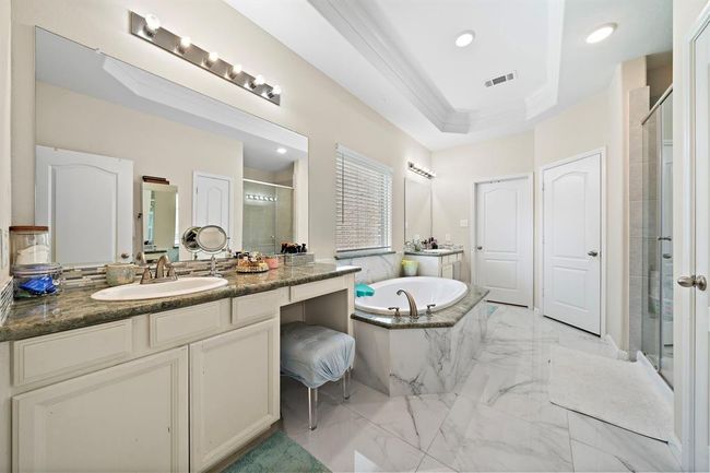3627 Grand Promenade Ln, House other with 4 bedrooms, 3 bathrooms and 2 parking in Stafford TX | Image 20