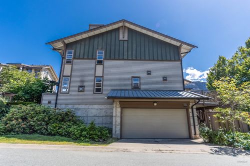 1190 Village Green Way, Squamish, BC, V8B0N5 | Card Image