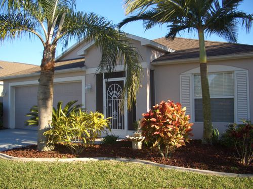 2097 Deercroft Dr, Melbourne, FL, 32940-6347 | Card Image