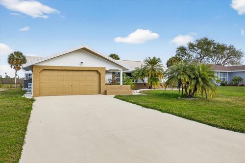 4001 Topsail Trl, New Port Richey, FL, 34652-4451 | Card Image