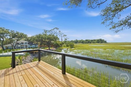302 E Point Dr, Savannah, GA, 31410-1424 | Card Image