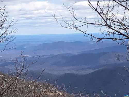 186 Hemlock Dr, ROSELAND, VA, 22967-8524 | Card Image