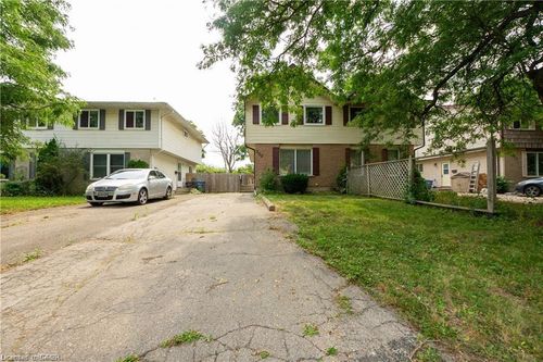 327 Cole Rd, Guelph, ON, N1G3G7 | Card Image