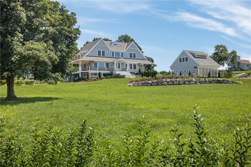 10 High Hill Rd, Tiverton, RI, 02878-5006 | Card Image