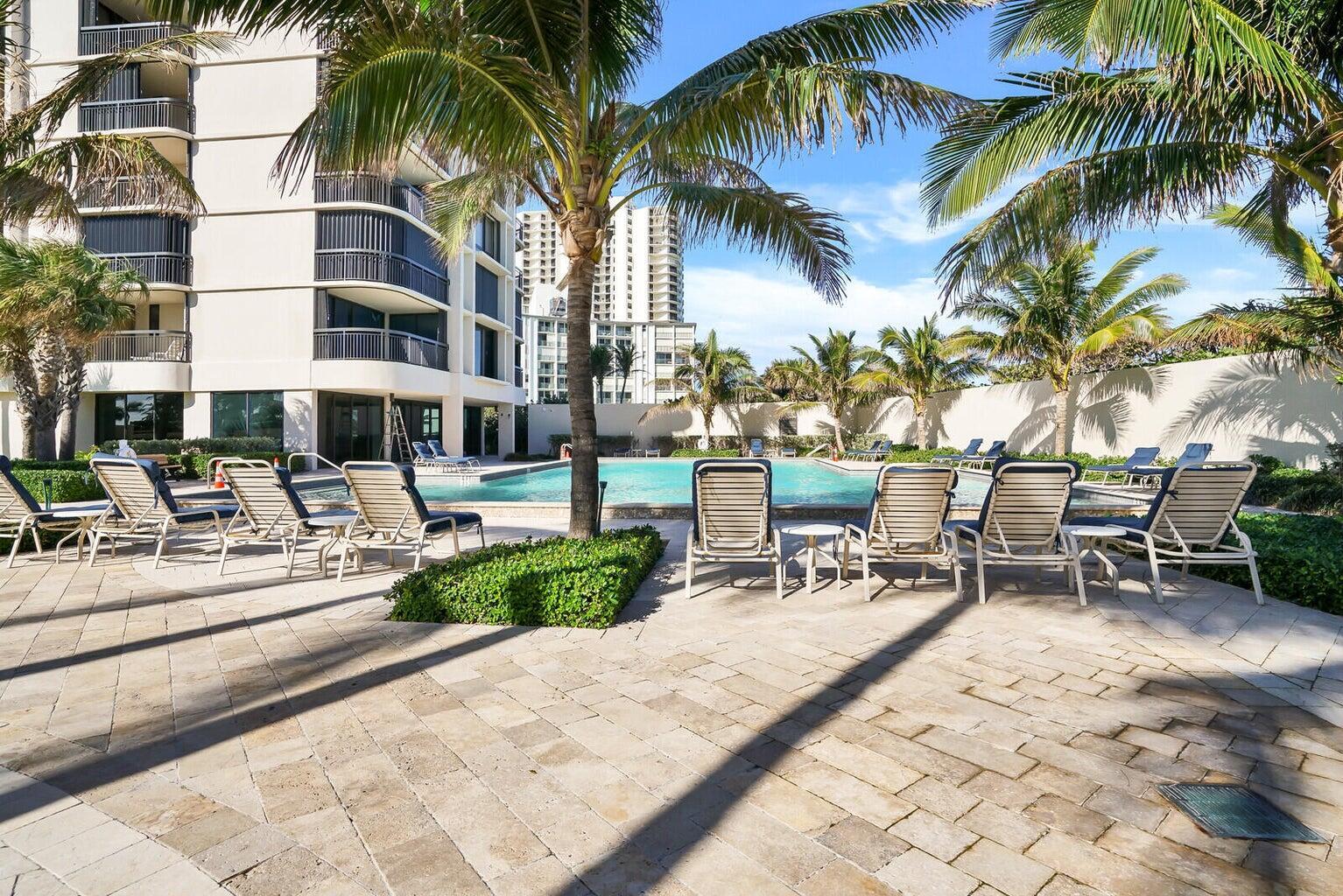 Residential Lease in Singer Island 3