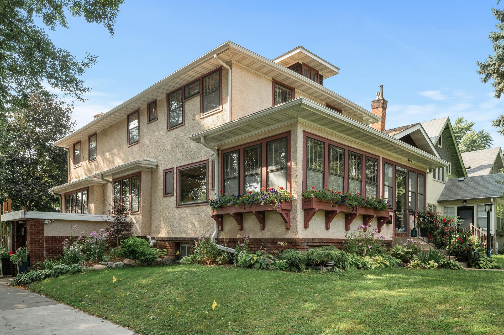 Pleasant Ave, Minneapolis, MN 55409