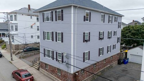 54 Arizona St, Fall River, MA, 02723-3200 | Card Image