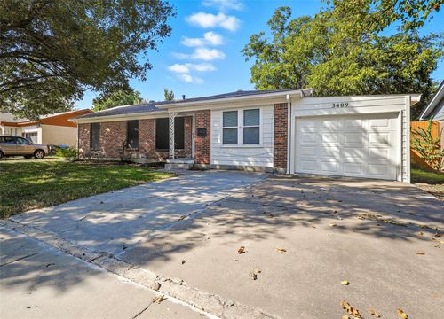 3409 Gay St, Fort Worth, TX, 76111-5333 | Card Image