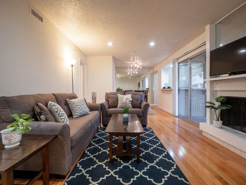 205-5132 Amesbury Dr, Dallas, TX, 75206-4343 | Card Image