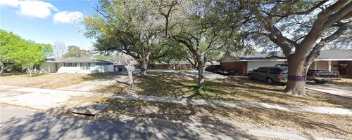 4238 Dody St, Corpus Christi, TX, 78411-3002 | Card Image