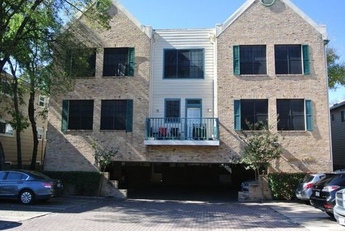 apt-204-2300 Leon St, Austin, TX, 78705-4664 | Card Image