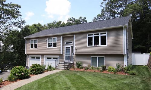 35 Birchbrook Ave, Saugus, MA, 01906-1203 | Card Image