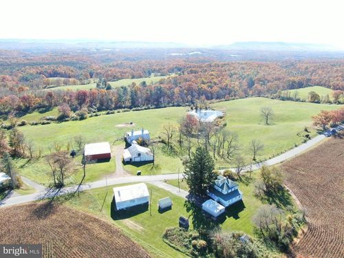 2923 Davis Ln, HUSTONTOWN, PA, 17229-9140 | Card Image