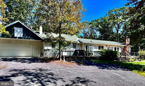 928 Camp Roosevelt Rd, FORT VALLEY, VA, 22652-3043 | Card Image
