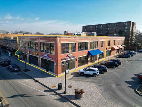 183 York St, Elmhurst, IL, 60126-6000 | Card Image