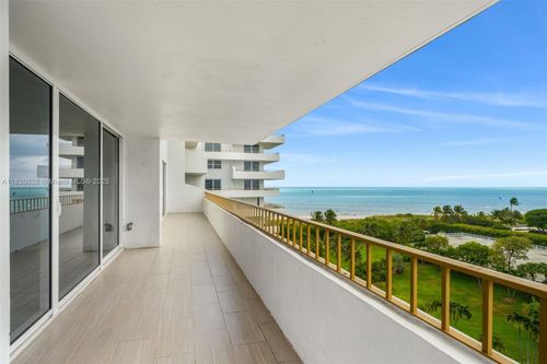 apt-915-177 Ocean Lane Dr, Key Biscayne, FL, 33149-1427 | Card Image